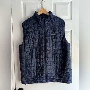 Patagonia XL navy vest